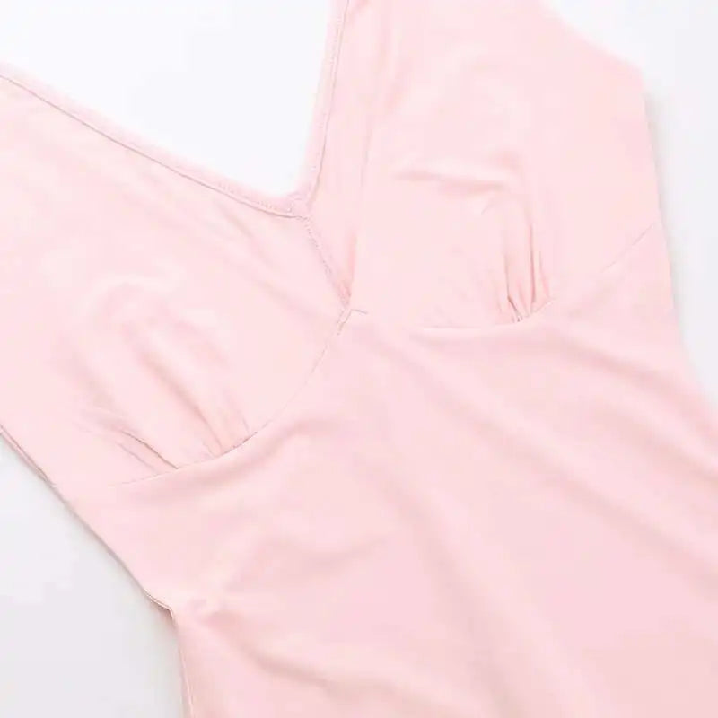 Avrilyaan Ruffle High Split