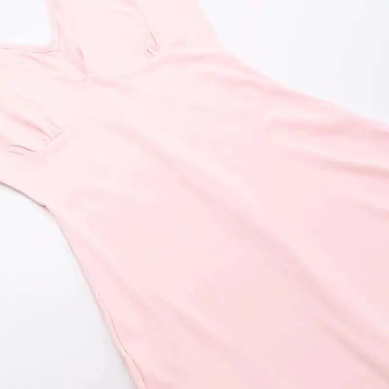 Avrilyaan Ruffle High Split