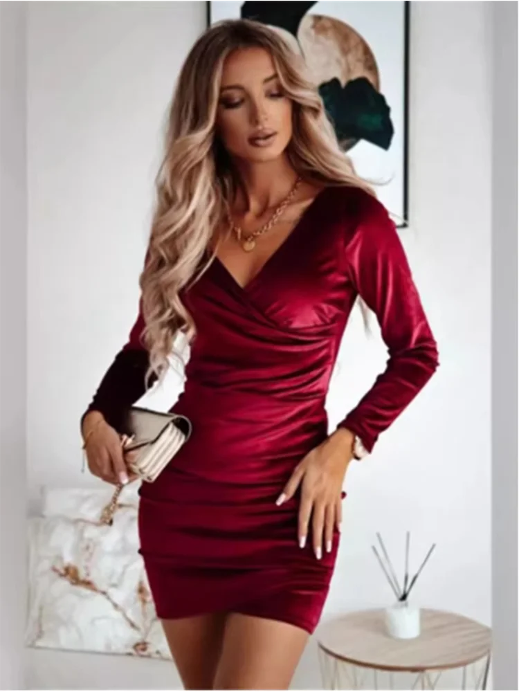 Solid Color Velvet Dress Women V-Neck Long Sleeved Mini Dress Autumn Winter New Year Party Luxury Dress
