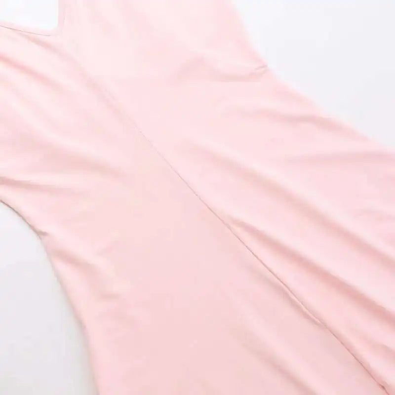 Avrilyaan Ruffle High Split